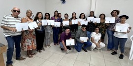 Curso de Crochê Moderno encerra com sucesso e reforça cuidado do Sinjur com aposentados e pensionistas