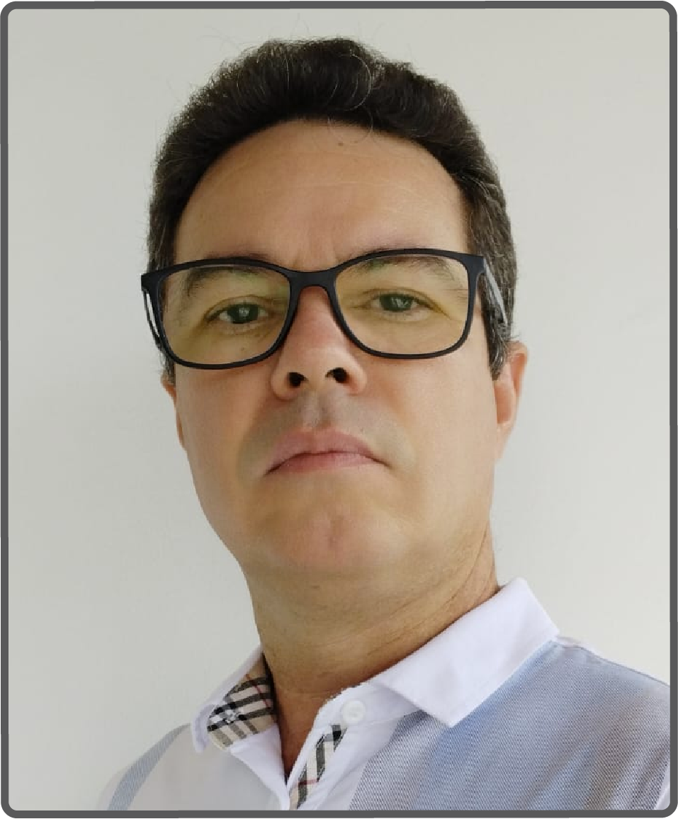 ADRIANO MARÇAL DA SILVA